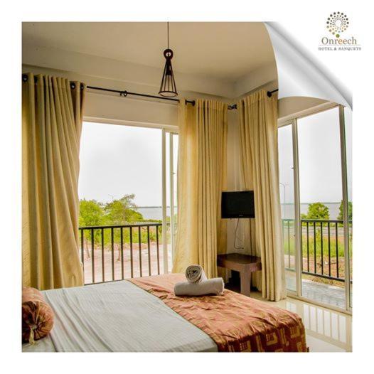 Onreech Hotel Seeduwa Extérieur photo